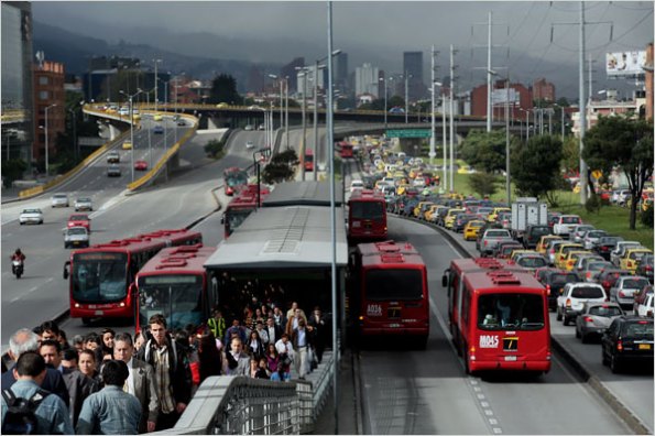 Bogota Columbia BRT - people move on the buses, cars can't get in the way